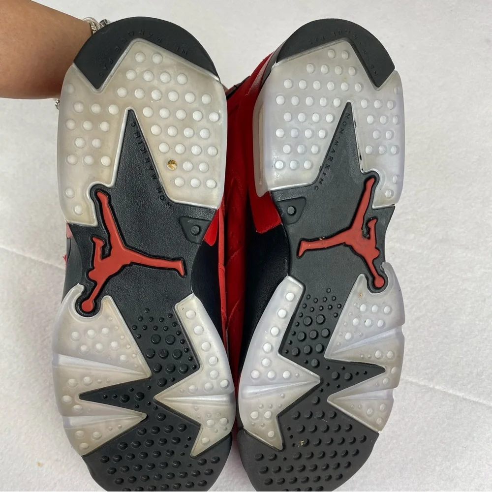 Jordan bold red